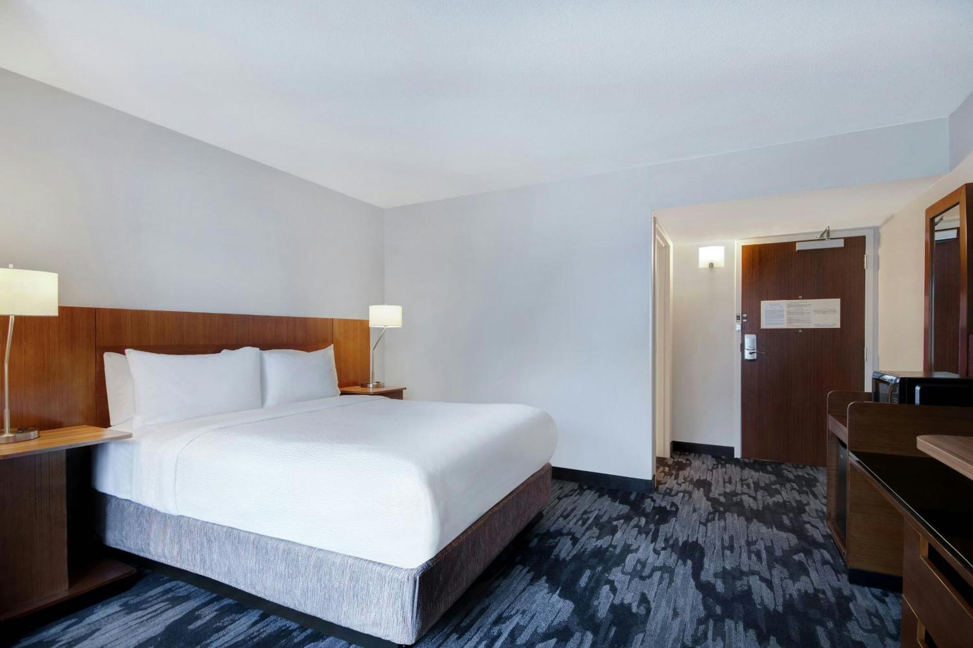 Fairfield Inn And Suites By Marriott Rochester West/Greece Екстер'єр фото